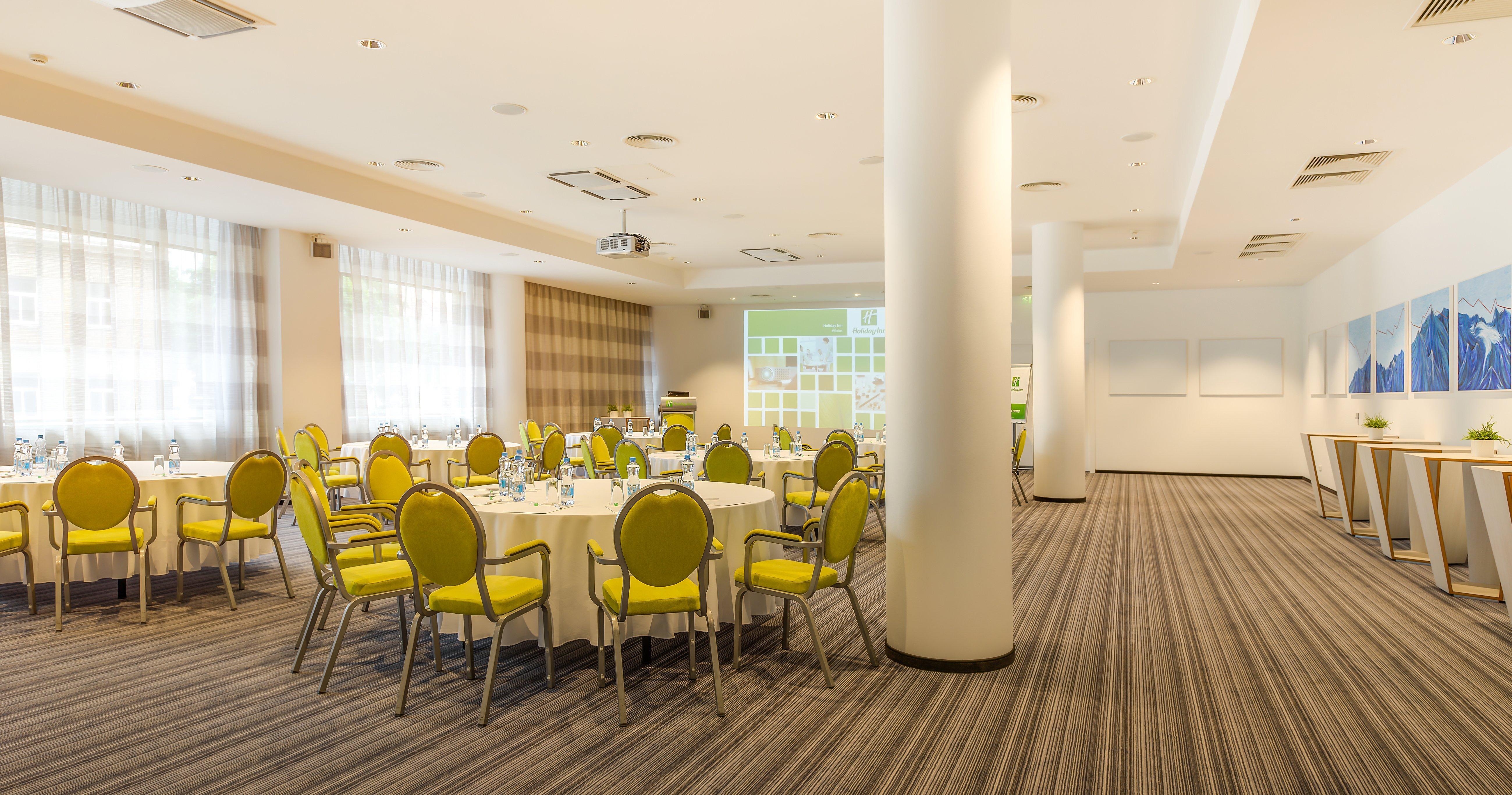 Holiday Inn Vilnius By Ihg Esterno foto