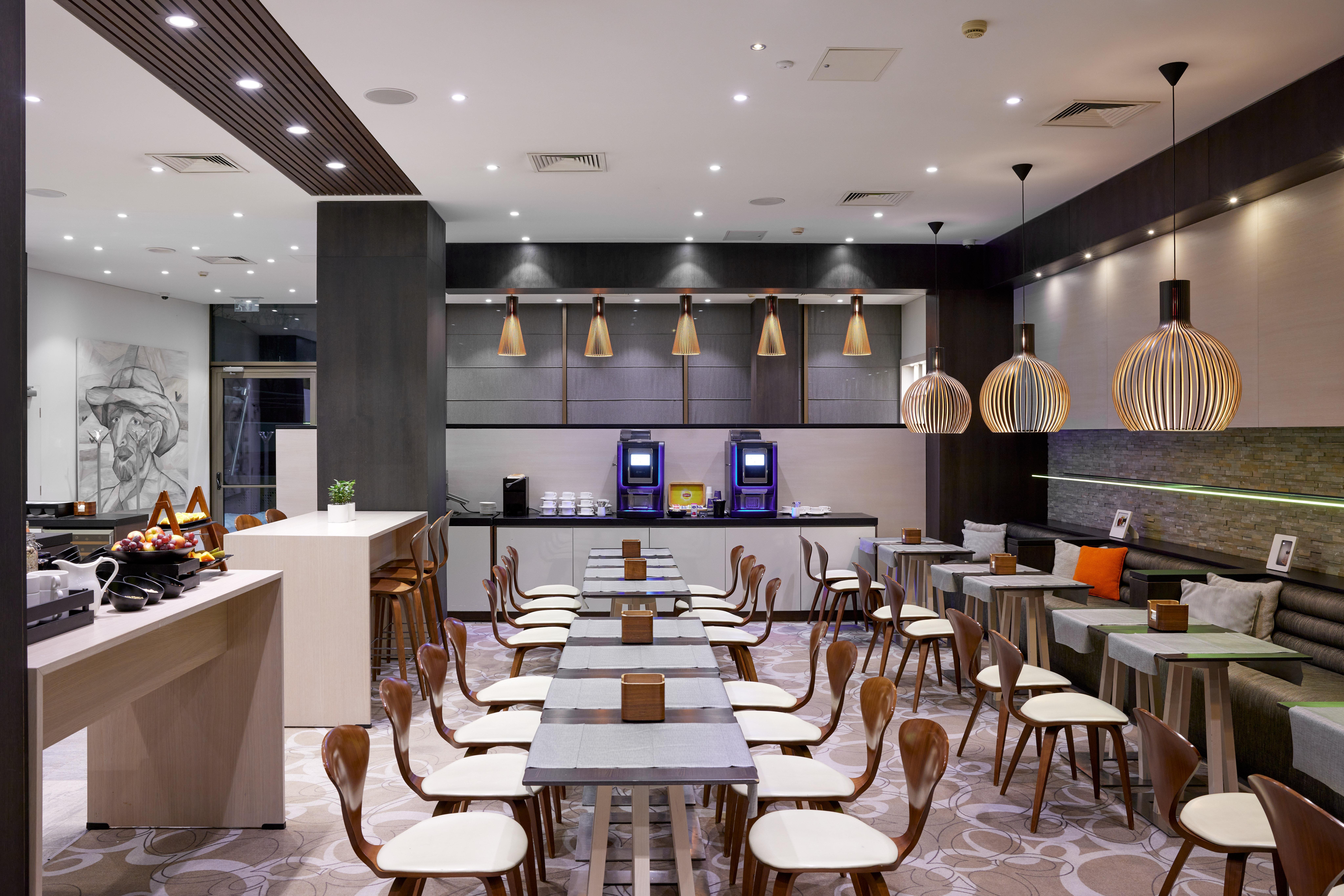 Holiday Inn Vilnius By Ihg Esterno foto